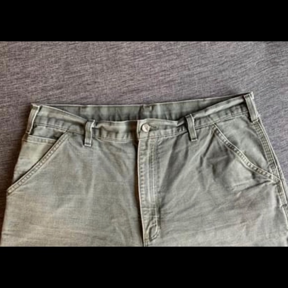 Men’s Carhartt jeans - Picture 2 of 3